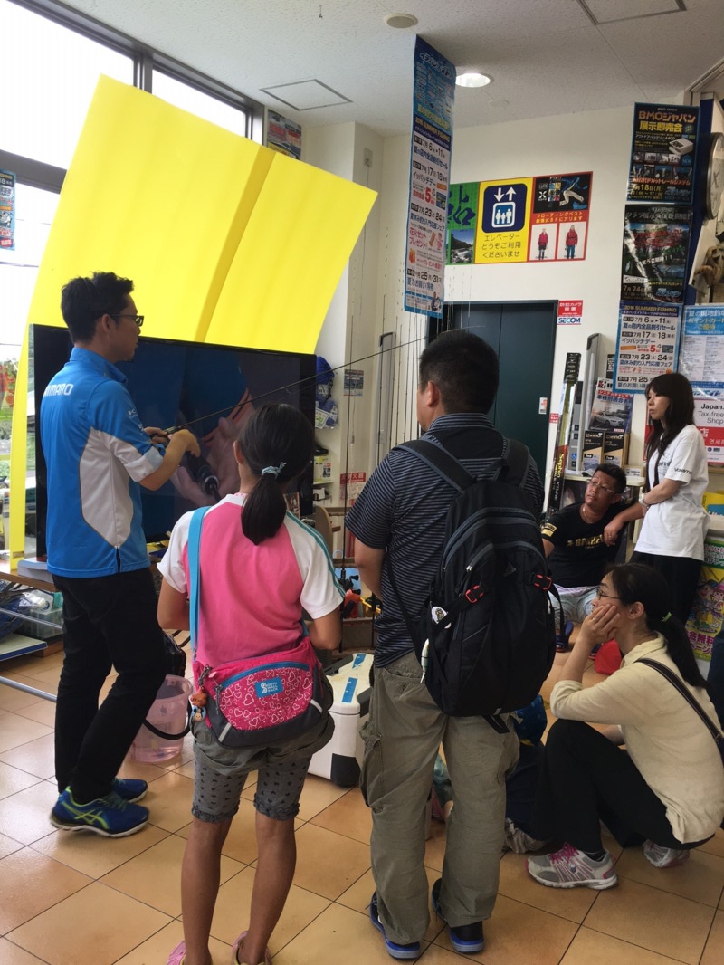 イカ先生来店中!