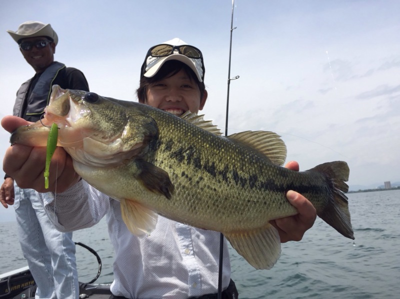 琵琶湖 レアリス講習でブラックバス釣果