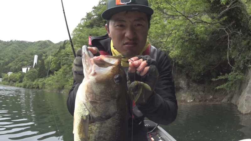 岡山県 河本ダムのルアー釣りでバス釣果