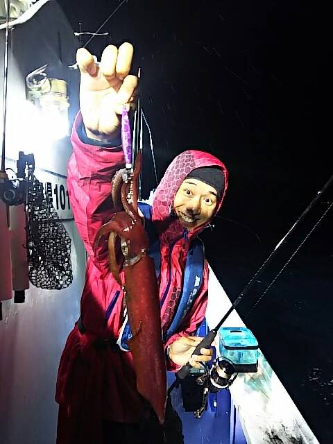 鳥取 久幸丸さん イカメタルでマイカ釣果