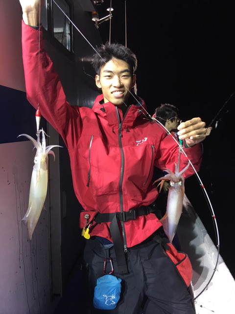 鳥取港のイカメタルでマイカ・シロイカ釣果