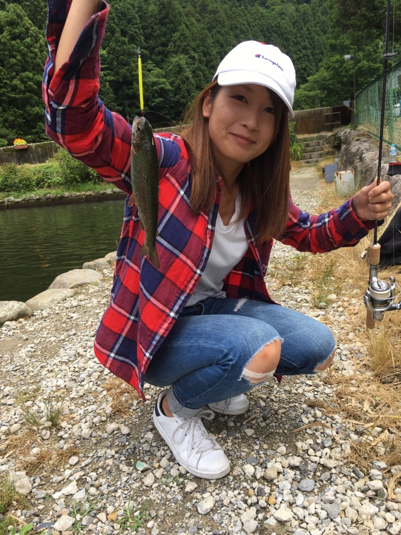 千早マス釣り場のルアー釣りでトラウト釣果