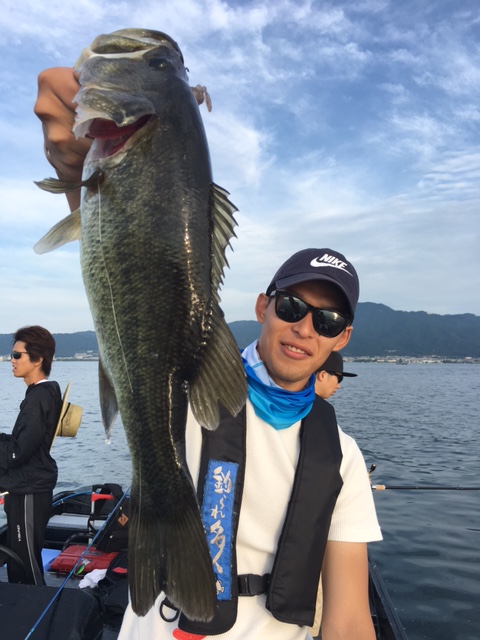 琵琶湖ボートでブラックバス釣果