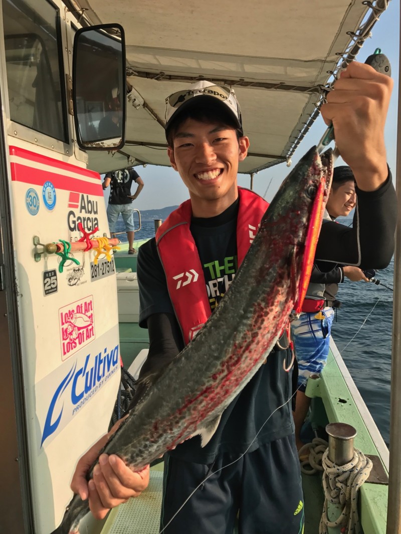 明石ジギングでサワラ・サゴシ・ツバス・タチウオ釣果