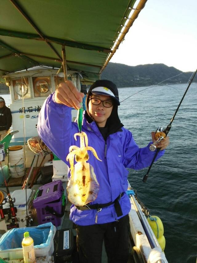 兵庫県明石市|胴突き船アオリ/アオリイカ・コウイカ釣果