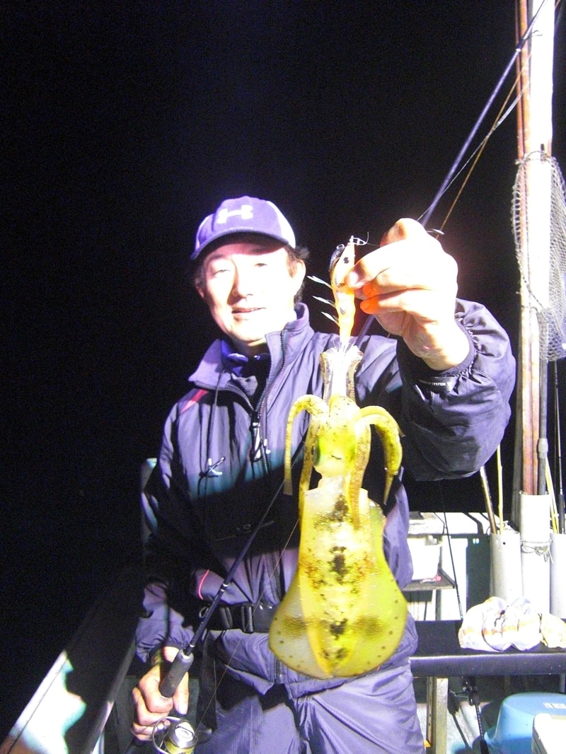 【兵庫県】日本海柴山で半夜の船アオリイカエギング釣果情報