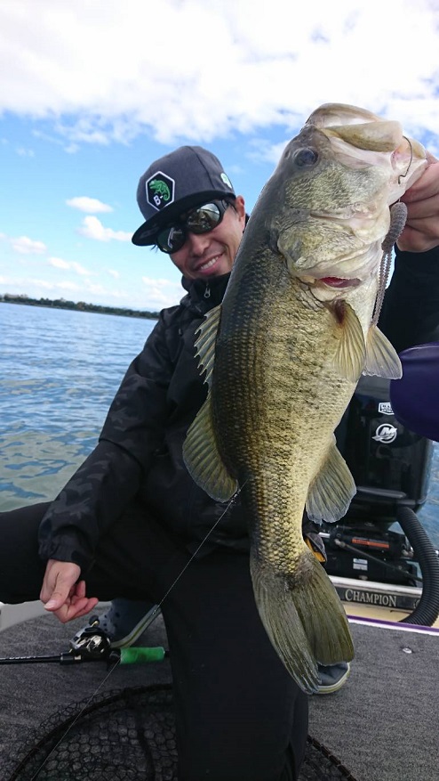 11/2琵琶湖バス釣り