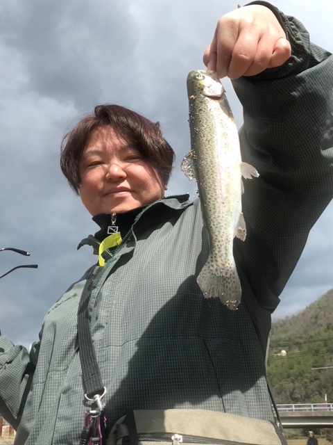 【三田市】小柿渓谷渓流センター│トラウトフィッシング