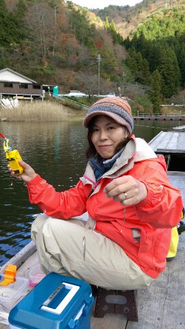 「兵庫県」佐仲ダムでワカサギ50匹釣果|ドームは快適!