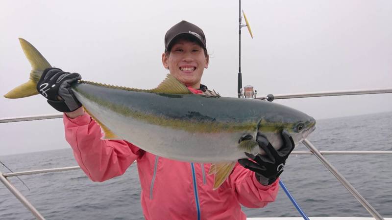 日本海ジギング│アルバトロスさんでブリを狙う!