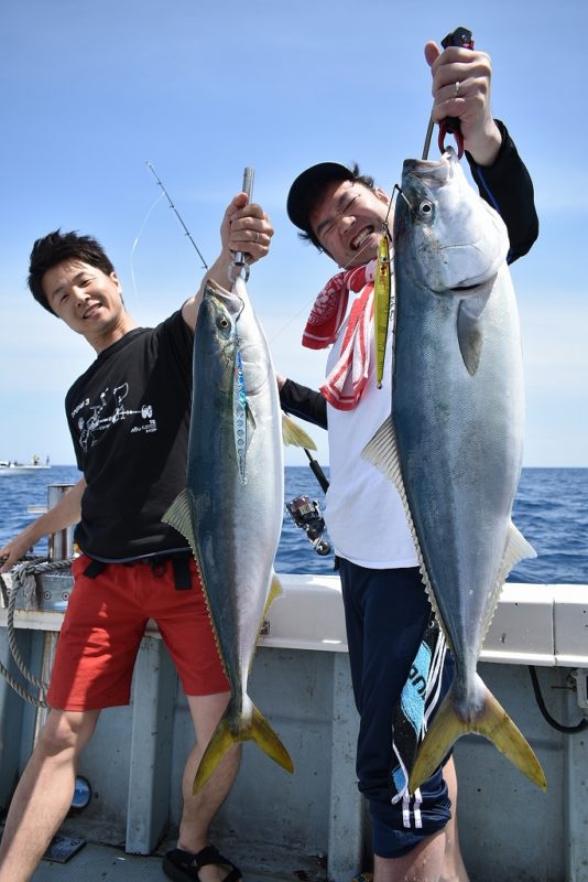 日本海でジギング釣行│ブリを狙う!