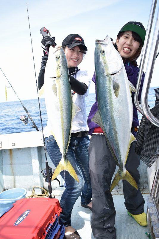 日本海でジギング釣行│ブリを狙う!