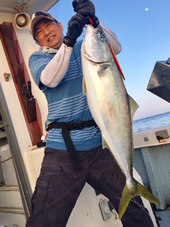 日本海でジギング釣行│ブリを狙う!