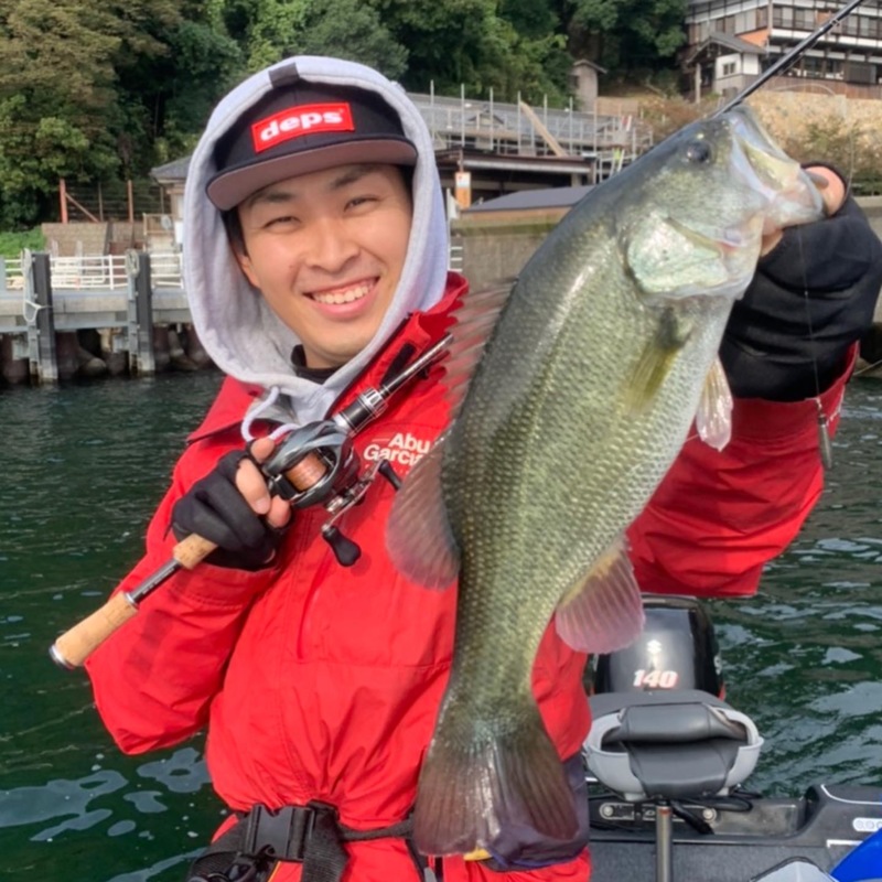 滋賀県琵琶湖のアミレンタルボートでブラックバス釣果