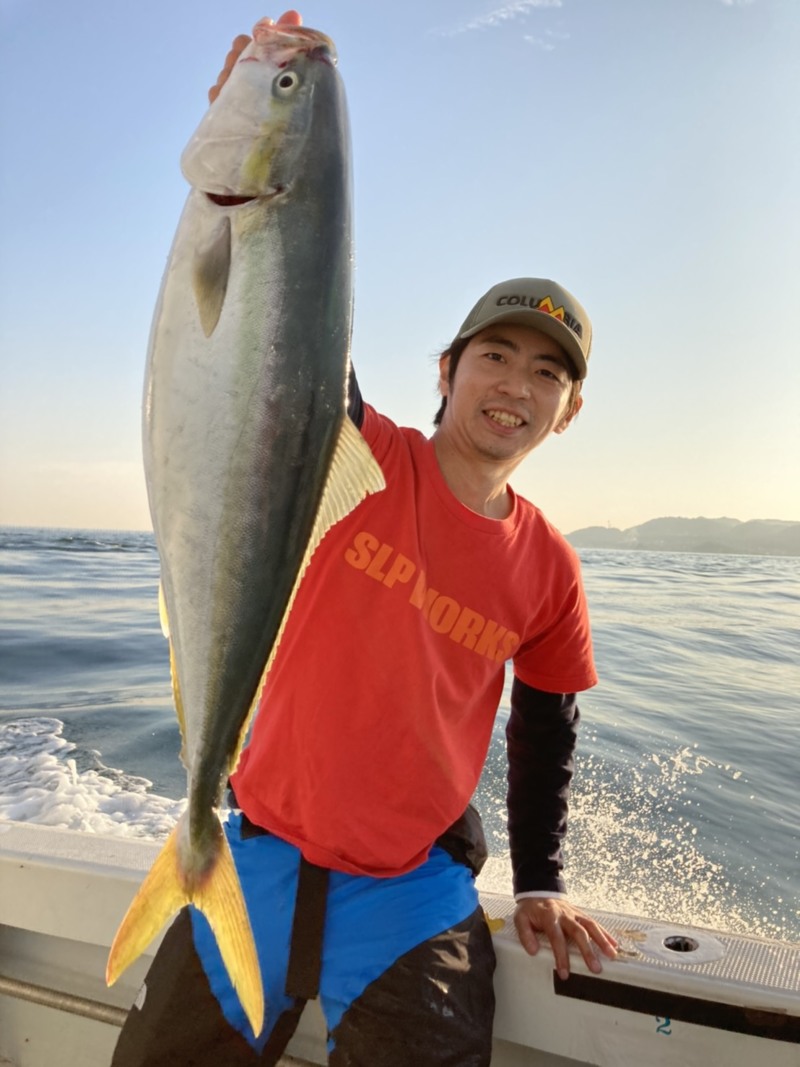 兵庫県明石の船釣りでメジロ・アオリイカ釣果