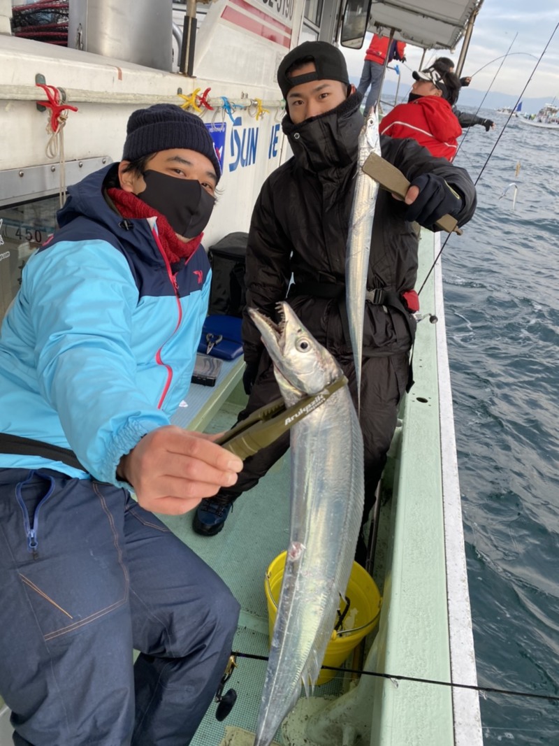 兵庫県洲本沖耕栄丸の船釣りでタチウオ釣果