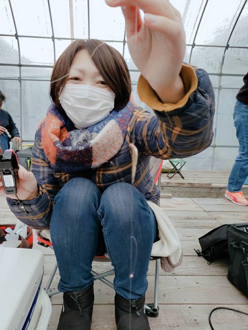 兵庫県佐仲ダムのワカサギ釣りでワカサギ釣果