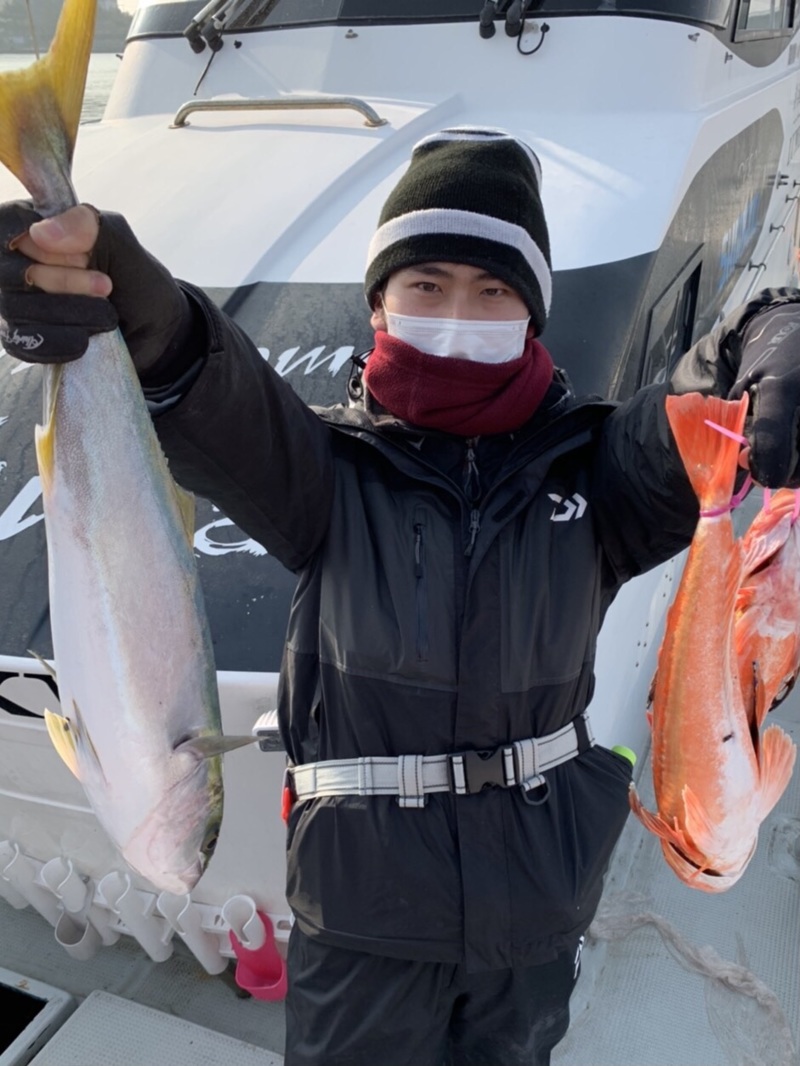 兵庫県東二見海豚の船釣りでタイ・ホウボウ釣果