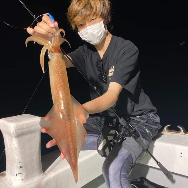 京都府和丸の船釣りでイカ釣果