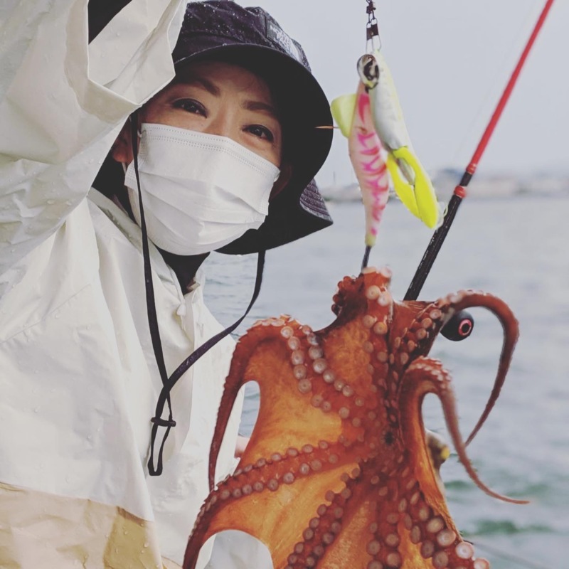 兵庫県明石沖丸松乗合船の船釣りでタコ釣果