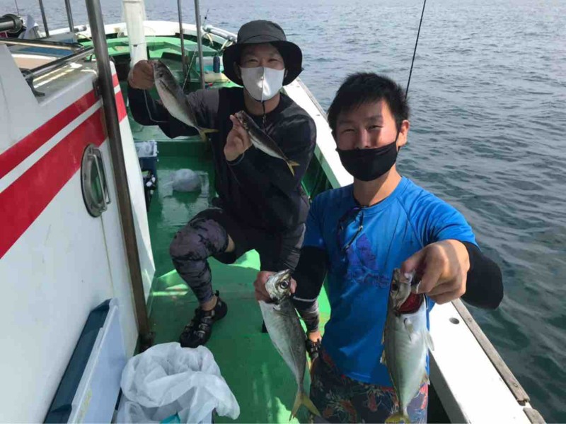 和歌山県三邦丸の船釣りでアジ釣果