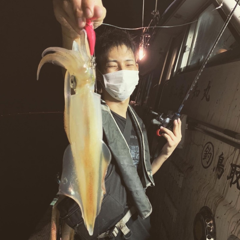 鳥取県海佐知丸の船釣りで剣先イカ釣果