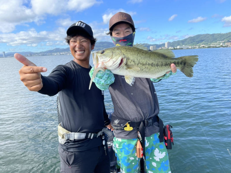 滋賀県琵琶湖のたまらんばい永野さんのガイドでブラックバス釣果