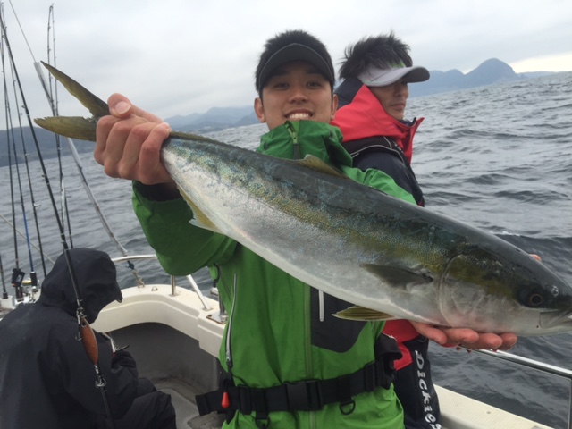 「日本海」丹後でジギング|ハマチ1匹、太刀魚1匹釣果