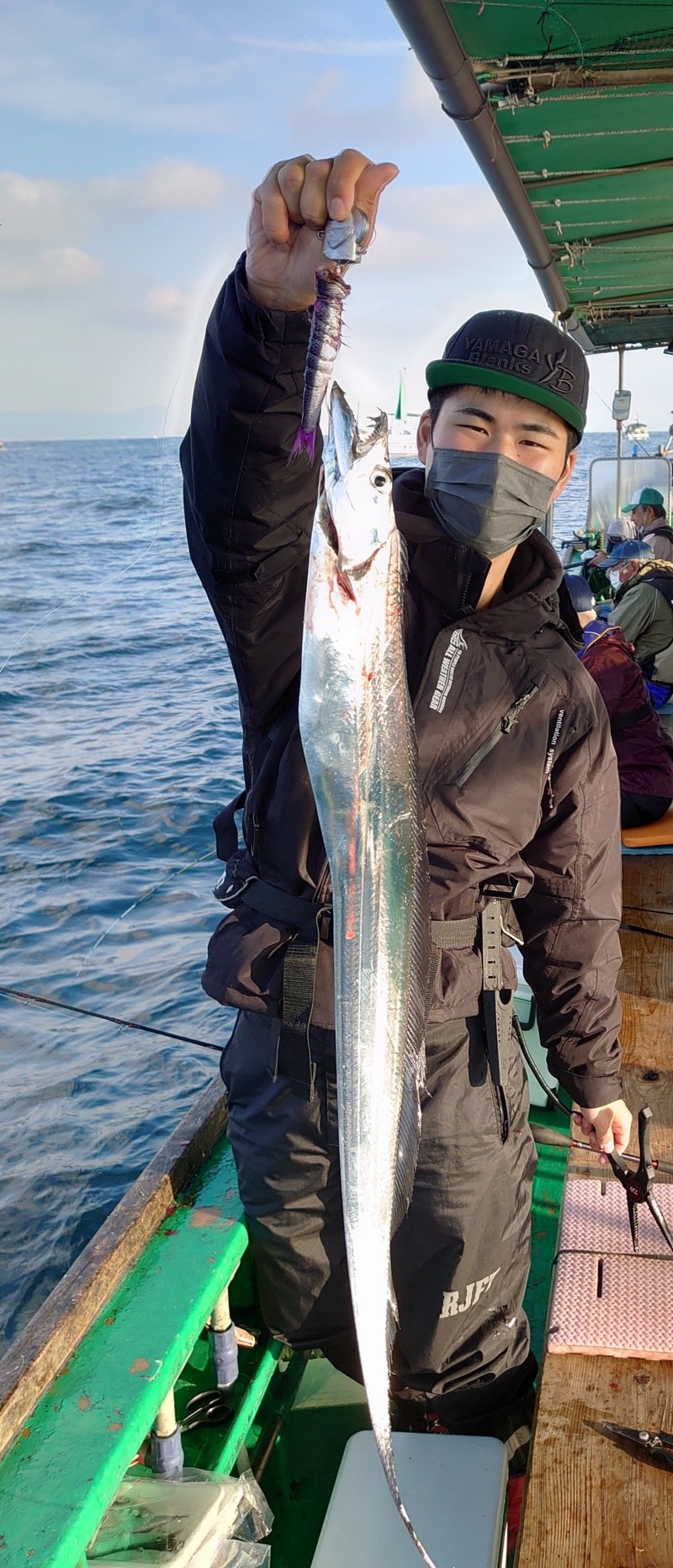大阪府小島 恵比須丸の船釣りでタチウオ釣果