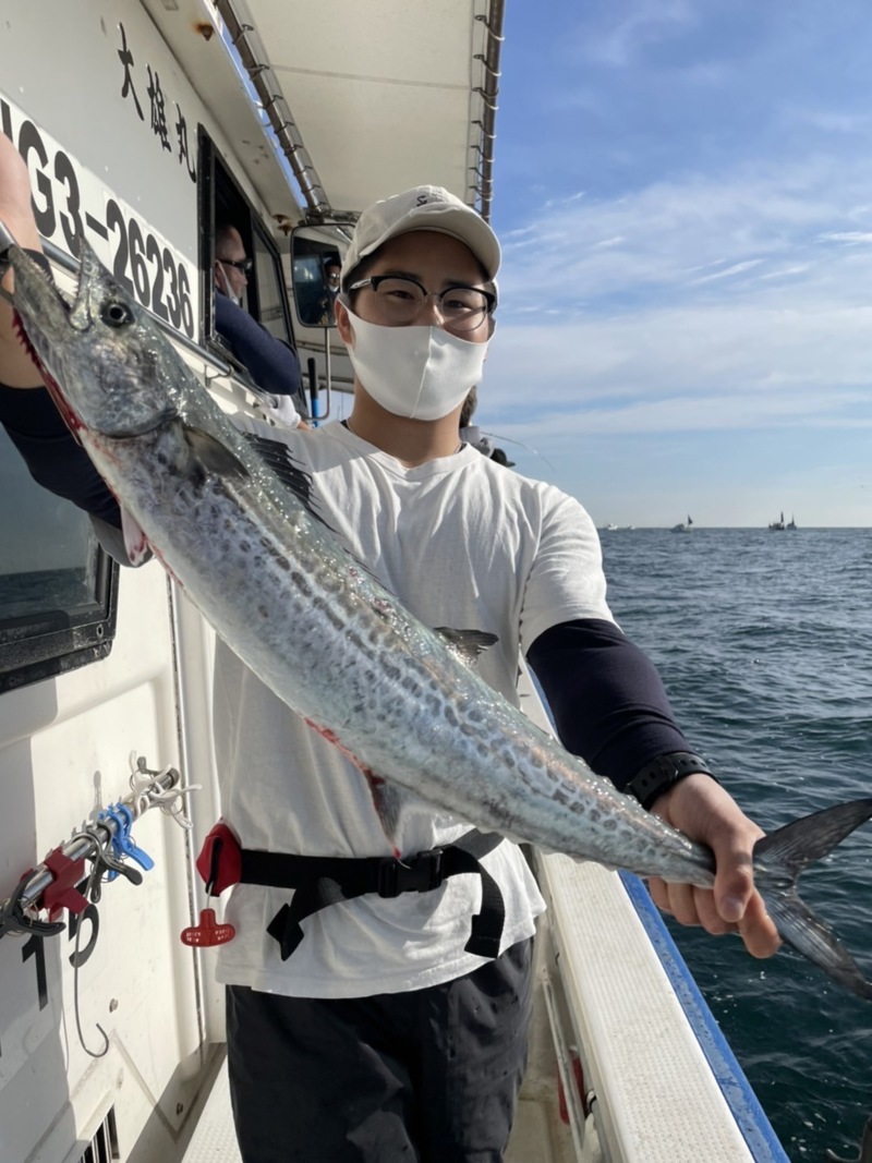 兵庫県明石市 大雄丸の船釣りでハマチ・タチウオ・サワラ釣果