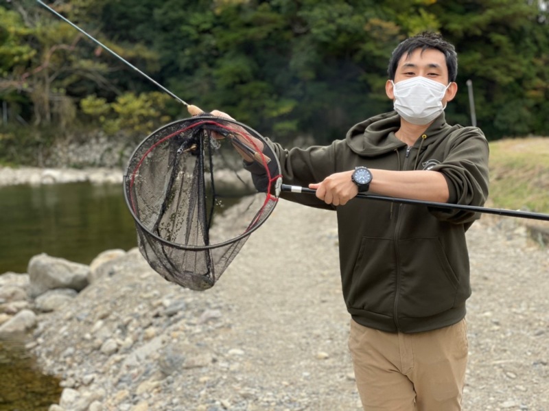 兵庫県三田市の小柿渓谷放流釣り場でニジマス・アマゴ釣果