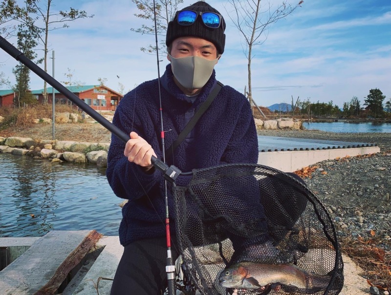 滋賀県高島市の高島の泉でニジマス釣果