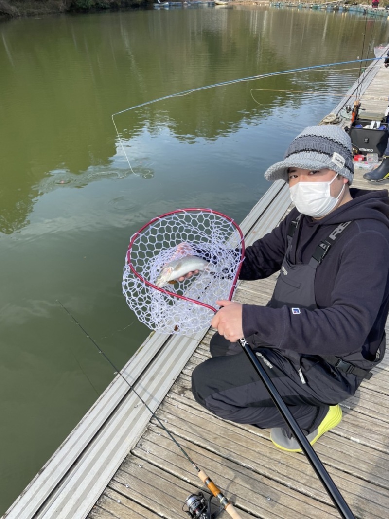 京都府京都市嵐山フィッシングエリアのトラウトでニジマス釣果
