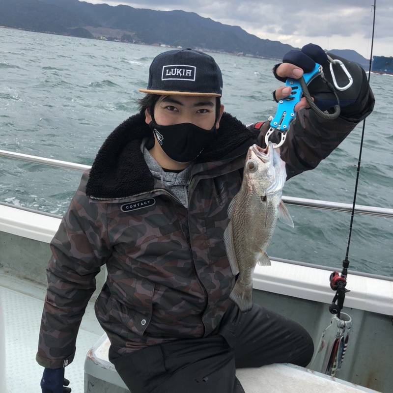 和歌山県紀北 オーシャンスターの船釣りでクログチ・アジ釣果