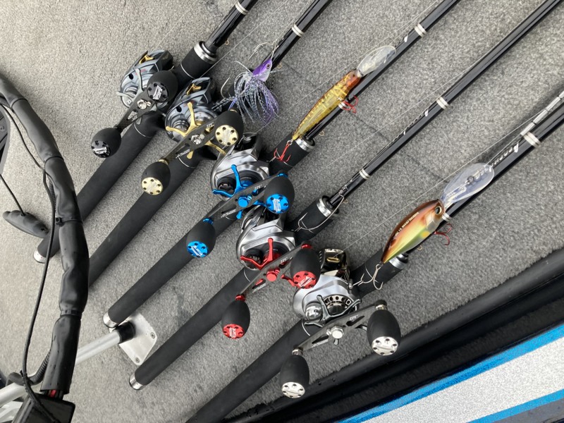 滋賀県琵琶湖北湖レークマリーナのルアーでブラックバス釣果