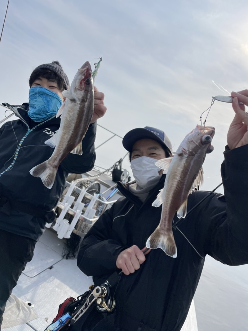 京都府舞鶴市ENSのジギングでアラ・タヌキメバル釣果