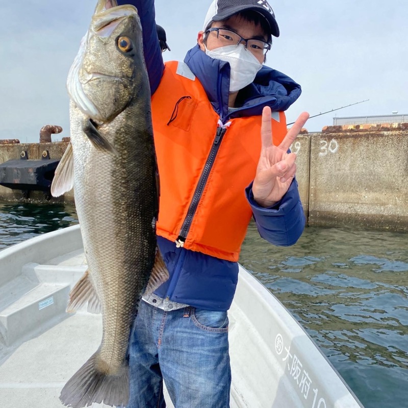 大阪府大阪湾 FUJIYAMAのルアー釣りでシーバス釣果