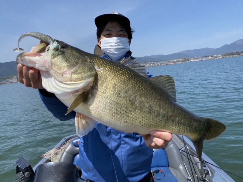滋賀県琵琶湖のルアーフィッシングでBASS釣果