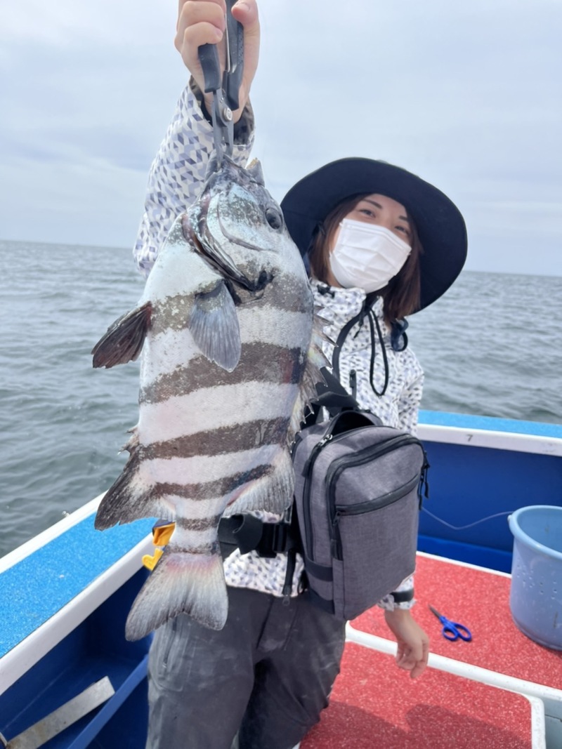 船釣りで石鯛!!