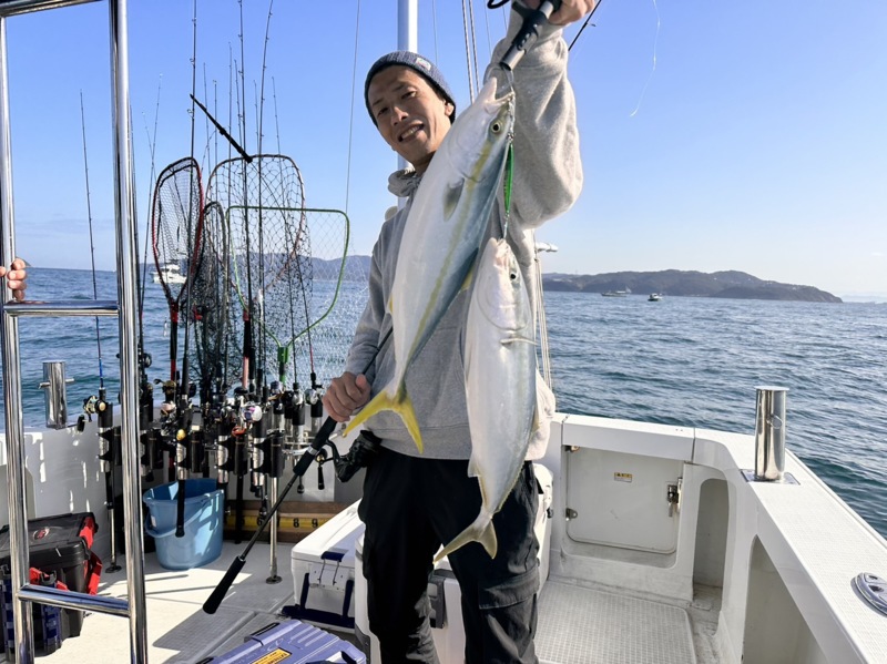 大阪府堺よりジギングで大阪湾シラスパターンの青物・鯛釣果