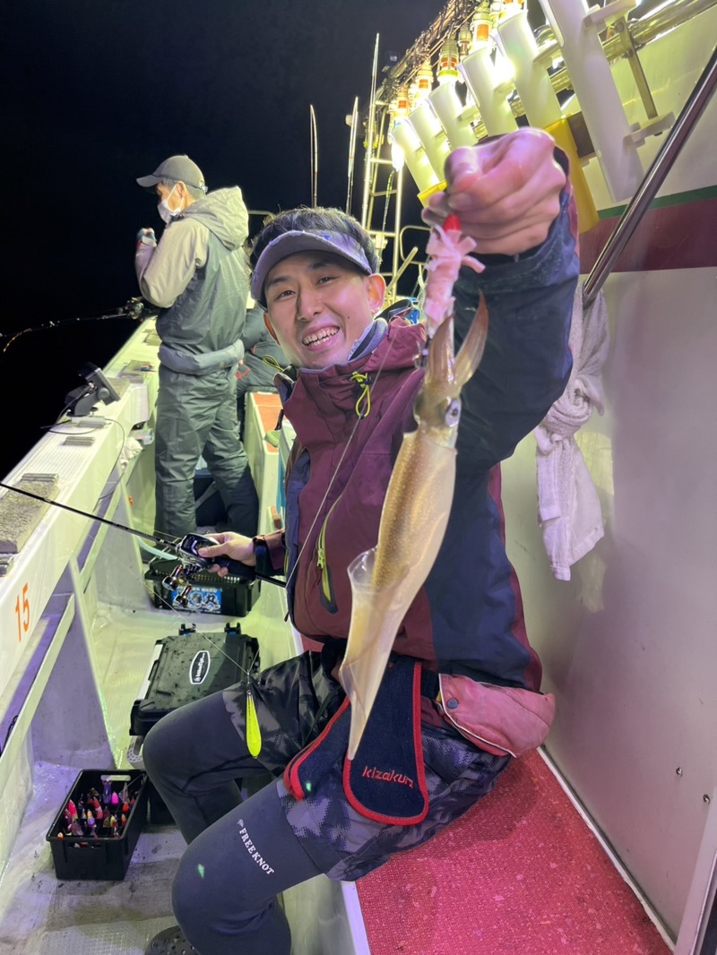 福井県美浜よりイカメタルでヤリイカ釣果