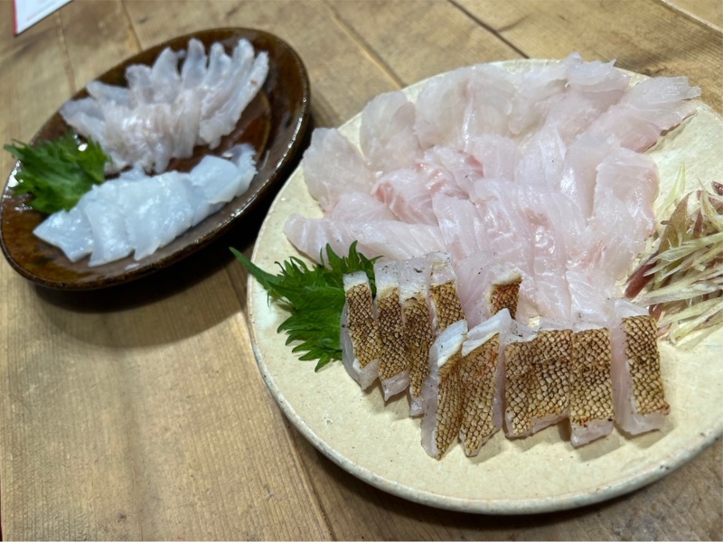 三重県引本のレンタルボートでロック、エギング釣果