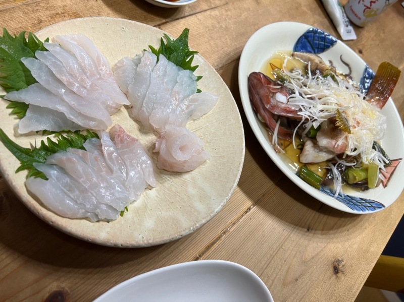 三重県引本のレンタルボートでロック、エギング釣果