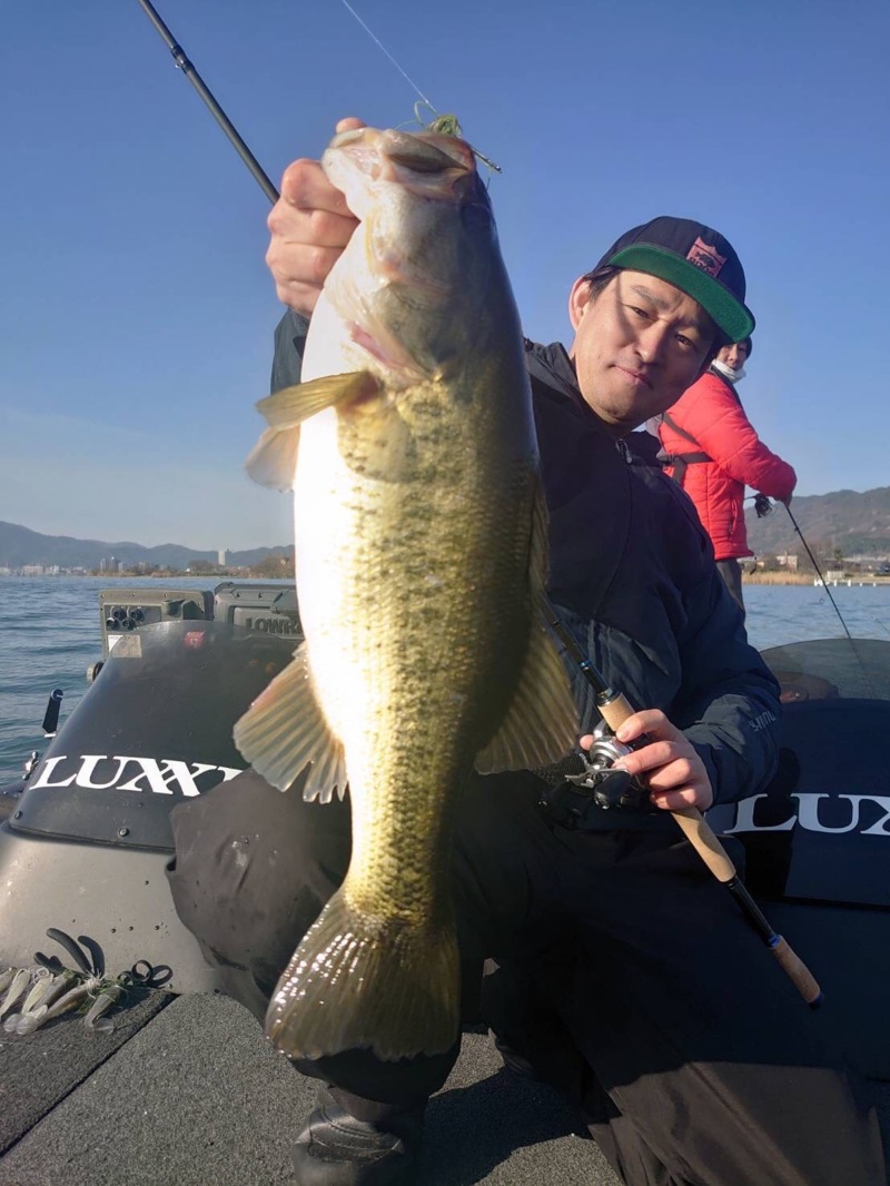 滋賀県琵琶湖の礒村ガイドで春バス釣果