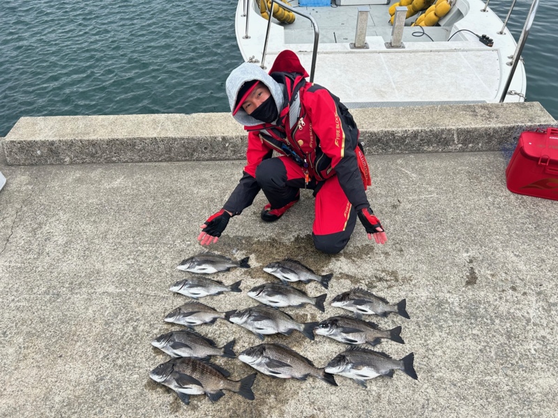 兵庫県南あわじ市から渡船で沼島のチヌ釣果