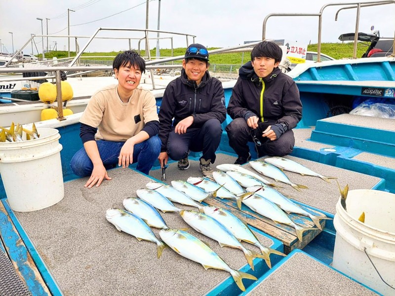 和歌山紀北のライトキャスティングでメジロ釣果