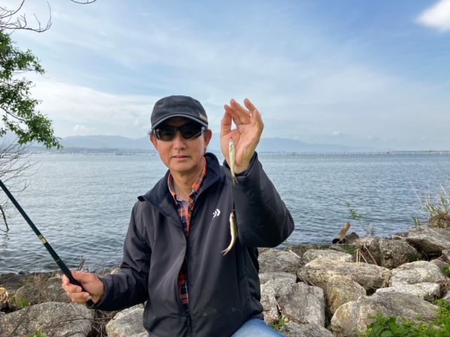 琵琶湖南湖東岸の浮き釣りでホンモロコ釣果