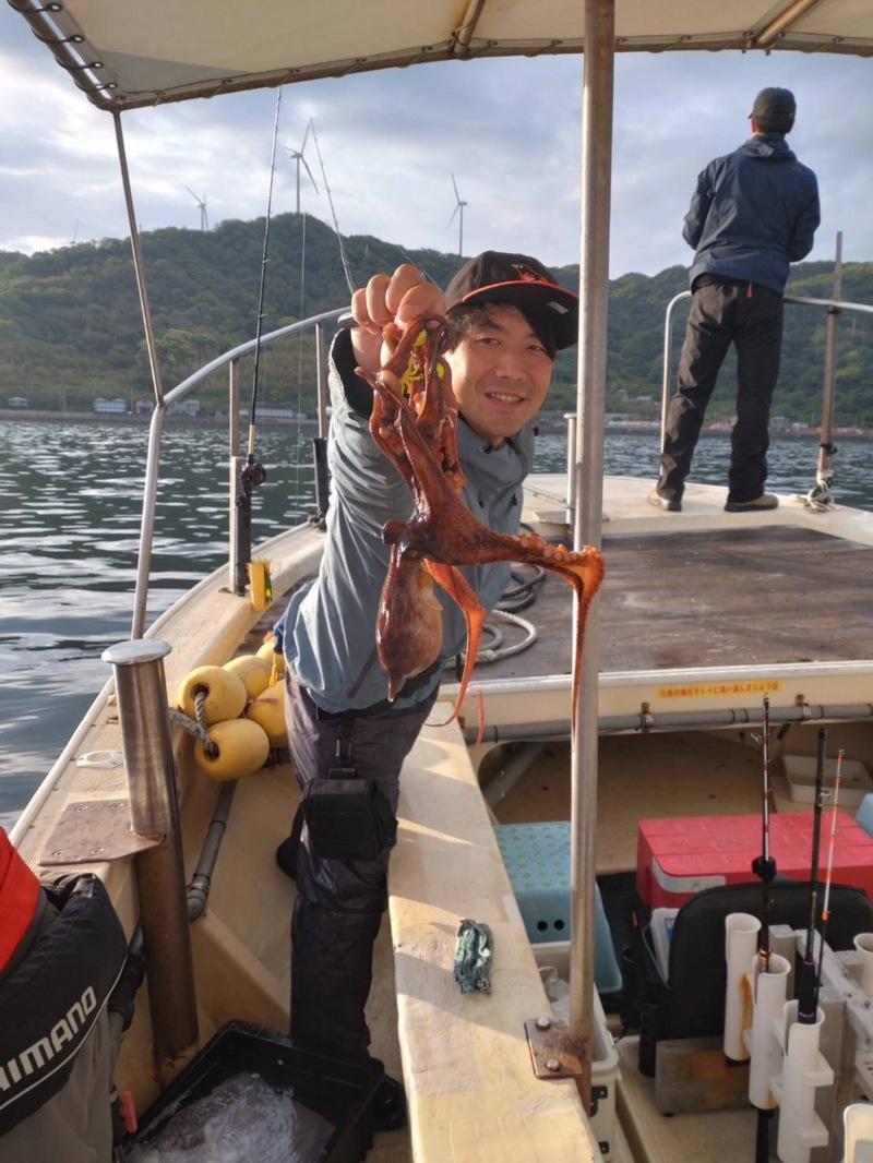 神戸市須磨から船釣りでタコ釣果