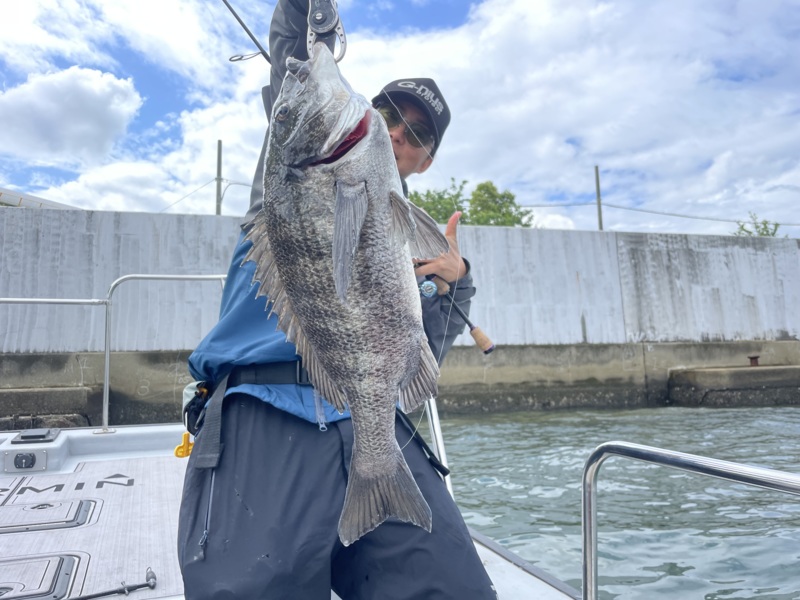 大阪市大正区からボートチニングでチヌ・キビレ釣果