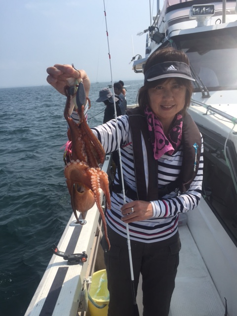 【兵庫県】釣人屋で船釣り・タコやキス釣果